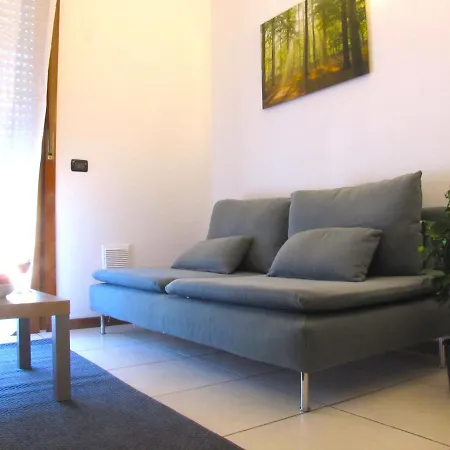 Appartement 1 *